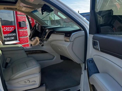 Used 2016 GMC Yukon Denali w/ Open Road Package AWD/4WD image 14