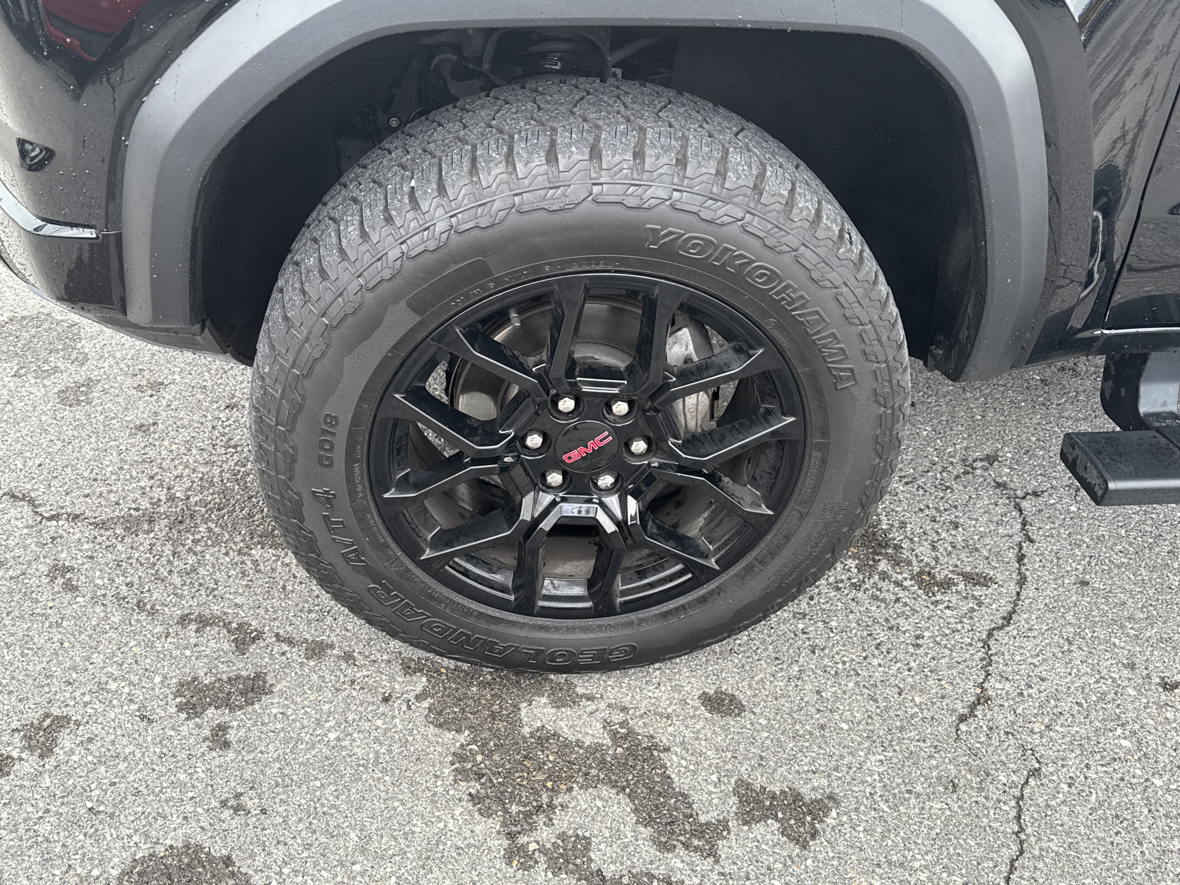 Used 2024 GMC Canyon Denali w/ LPO, Denali Black Edition AWD/4WD image 11