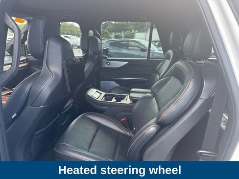 Used 2025 Lincoln Navigator L Black Label AWD/4WD image 17