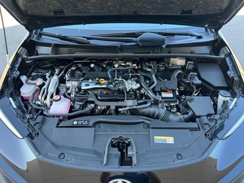 Used 2026 Toyota Prius Plug-In Hybrid FWD image 55