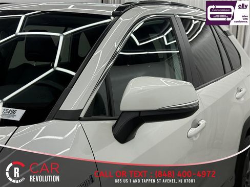 Used 2021 Toyota RAV4 XLE Premium image 43