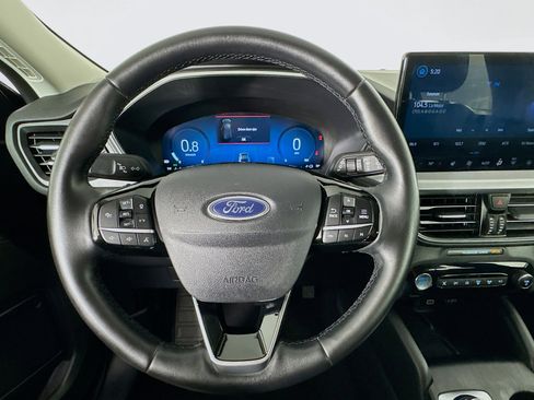 Used 2024 Ford Escape Platinum image 11