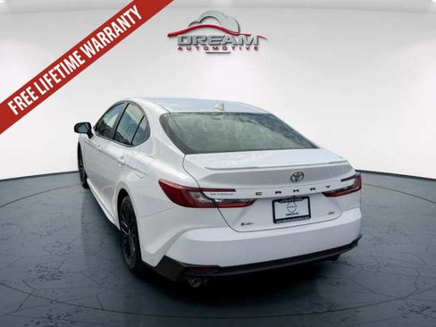 Used 2025 Toyota Camry SE FWD image 6