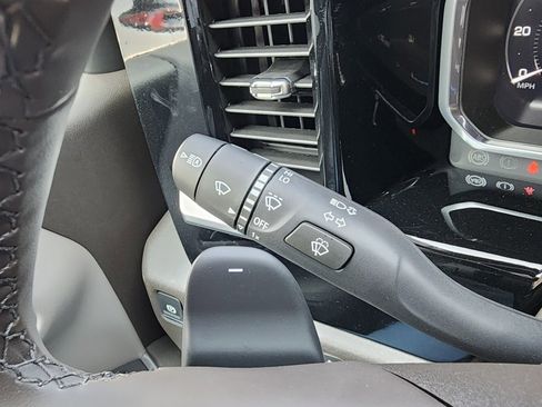 New 2026 GMC Sierra 1500 SLT w/ SLT Premium Plus Package image 23