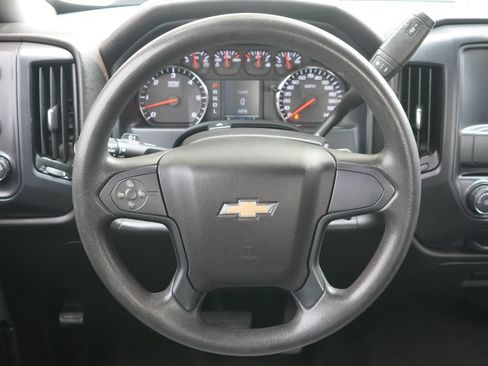 Used 2018 Chevrolet Silverado 1500 Custom w/ Custom Convenience Package AWD/4WD image 14