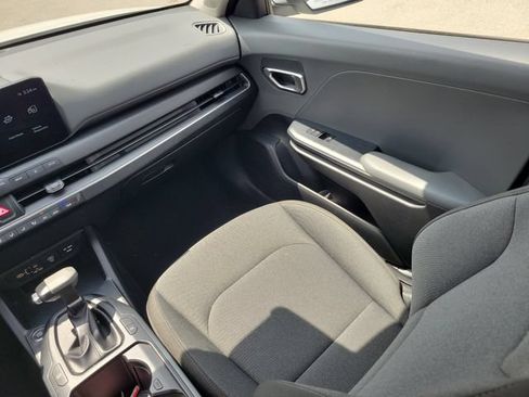 Used 2025 Kia K4 FWD image 15