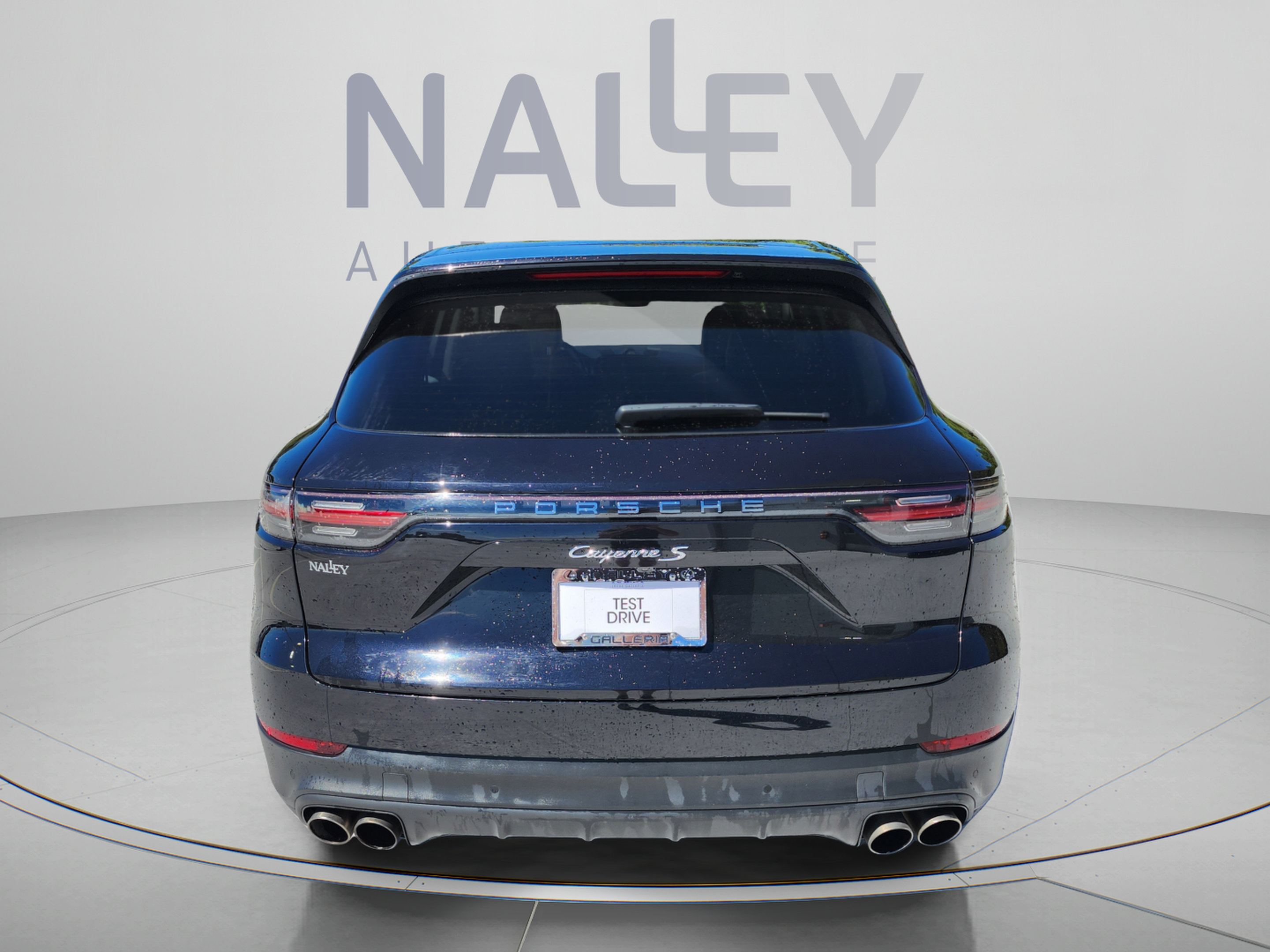 Used 2019 Porsche Cayenne S AWD/4WD image 4
