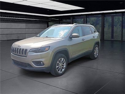 Used 2021 Jeep Cherokee Latitude Lux w/ Sun & Sound Group