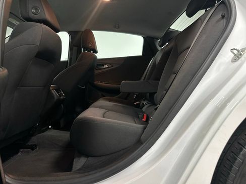 Used 2023 Chevrolet Malibu LT FWD image 18
