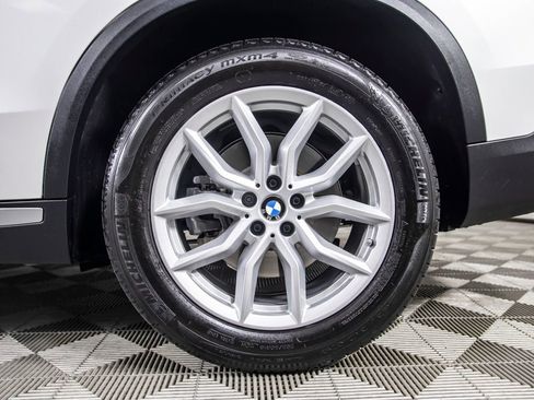 Used 2023 BMW X5 xDrive40i w/ Premium Package image 44