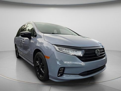 Used 2023 Honda Odyssey Sport image 5