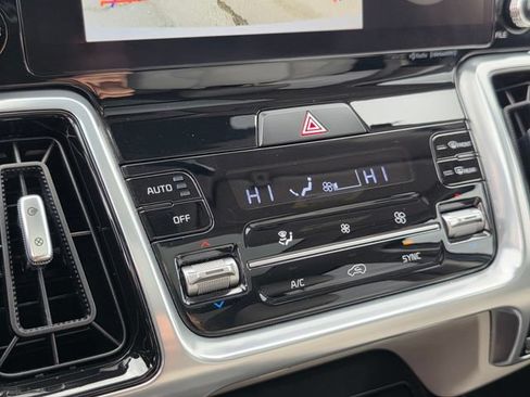 Used 2023 Kia Sorento SX FWD image 33