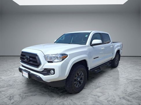 Used 2023 Toyota Tacoma SR5 image 3