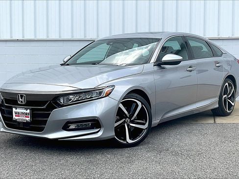 Used 2020 Honda Accord Sport image 2