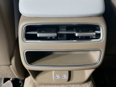 New 2026 Genesis GV70 2.5T Advanced image 18