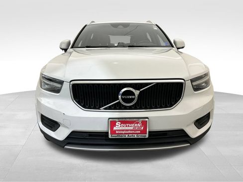Used 2019 Volvo XC40 T5 Momentum AWD/4WD image 8