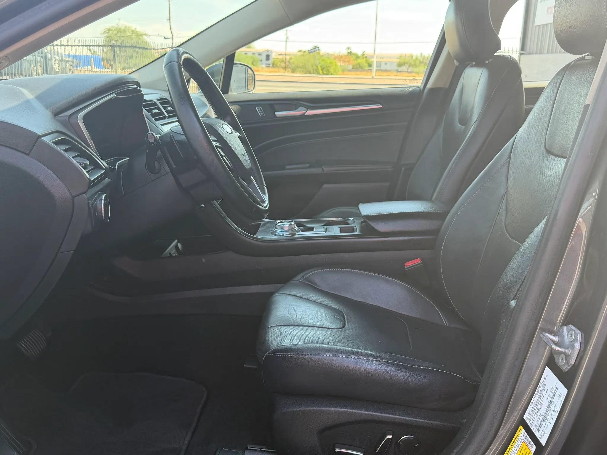 Used 2019 Ford Fusion Titanium AWD/4WD image 15