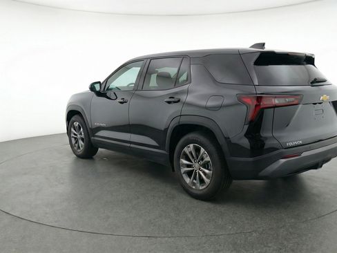 Used 2025 Chevrolet Equinox LT image 6