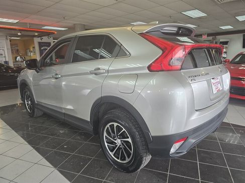 Used 2020 Mitsubishi Eclipse Cross ES image 6