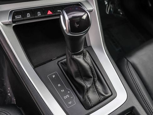 Used 2023 Audi Q3 2.0T Premium w/ 19" Wheel Package image 26