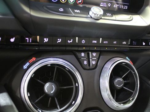 Used 2019 Chevrolet Camaro LT w/ 1LE Track Performance Package RWD image 27