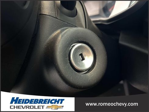 Used 2023 Chevrolet TrailBlazer LS AWD/4WD image 28