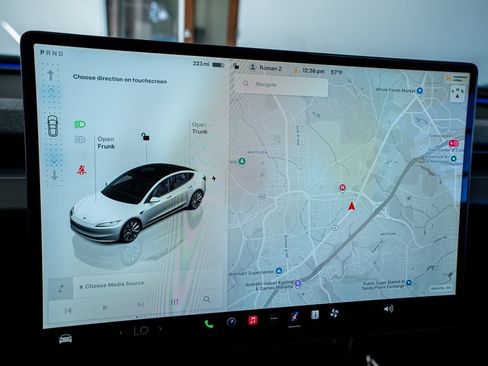 Used 2025 Tesla Model 3 Long Range image 43