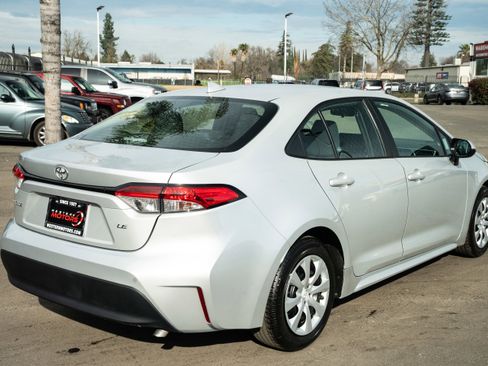 Used 2024 Toyota Corolla LE image 12