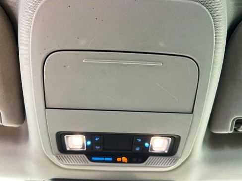 Used 2023 Ford F150 XLT image 18