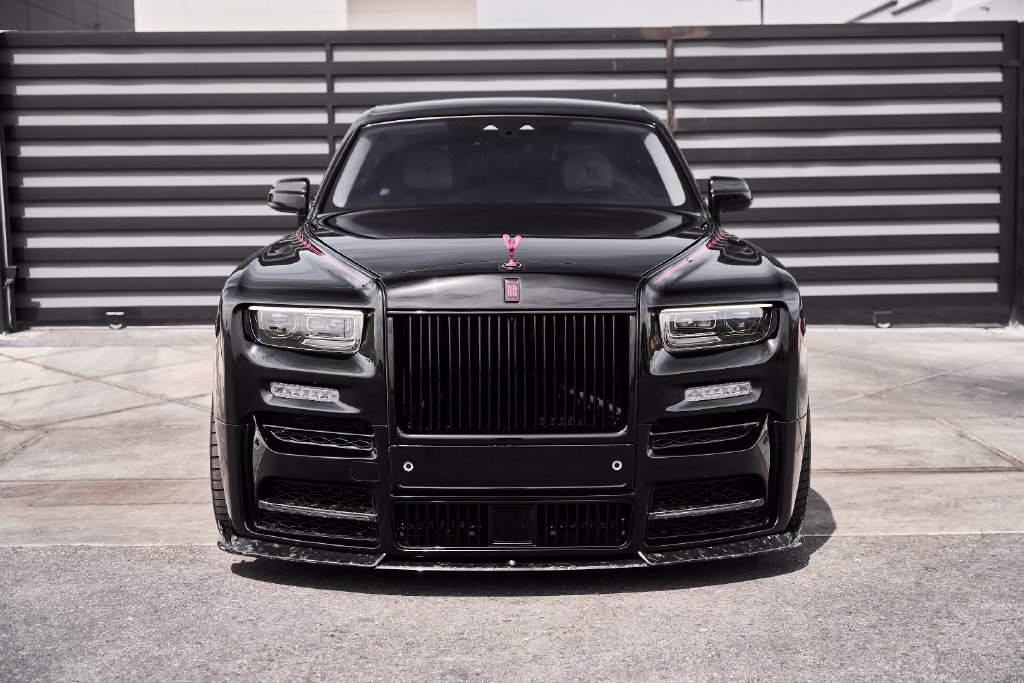 Used 2023 Rolls-Royce Phantom Sedan RWD image 21