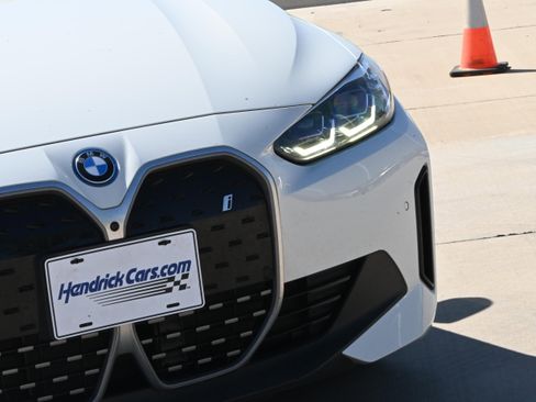 Certified 2023 BMW i4 eDrive35 w/ Premium Package image 10