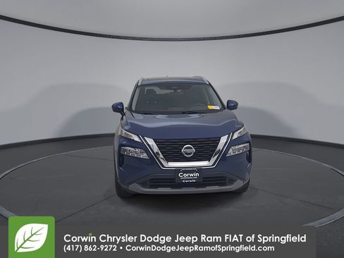 Used 2021 Nissan Rogue SV w/ Premium Package AWD/4WD image 5