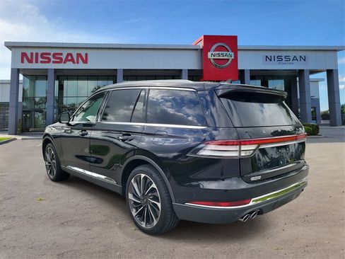 Used 2020 Lincoln Aviator Reserve w/ Equipment Group 202A image 5