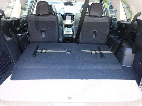 Used 2026 Subaru Ascent Limited AWD/4WD image 36