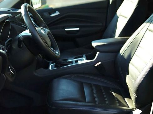 Used 2018 Ford Escape Titanium w/ Ford Safe & Smart Package image 14