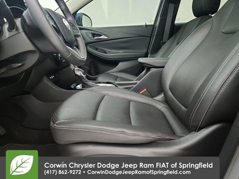 Used 2023 Buick Encore GX Essence w/ Experience Buick Package FWD image 19