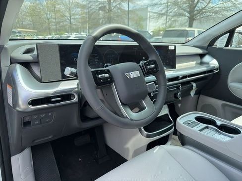 New 2026 Hyundai Ioniq 9 SEL image 9