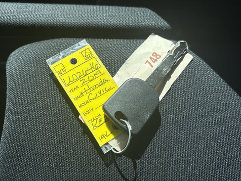 Used 2019 Honda Civic LX image 30