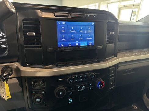 Used 2024 Ford F350 XL w/ FX4 Off-Road Package image 10