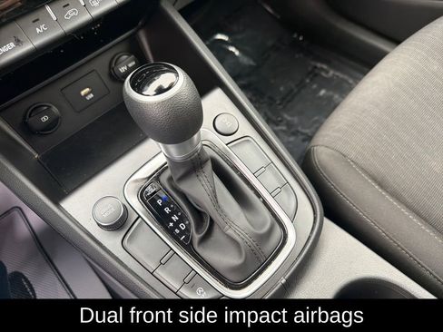 Used 2023 Hyundai Kona SEL AWD/4WD image 21