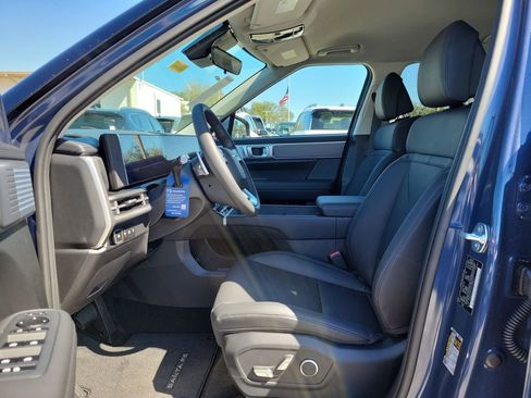 Used 2026 Hyundai Santa Fe SEL FWD image 17