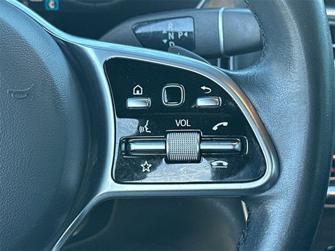 Certified 2021 Mercedes-Benz GLC 300 image 28