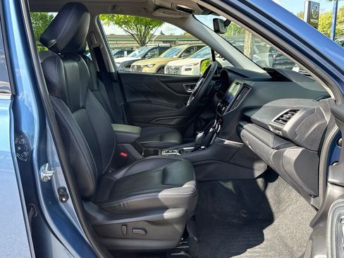 Used 2024 Subaru Forester Touring AWD/4WD image 31