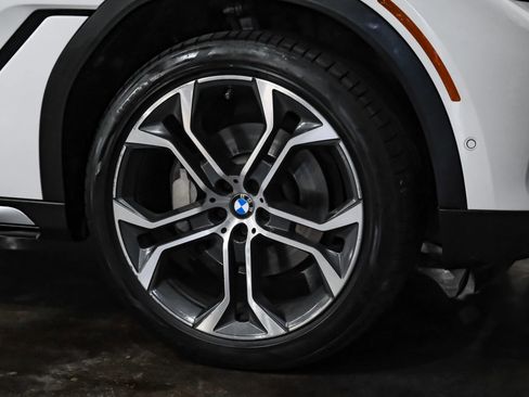Used 2020 BMW X6 xDrive40i w/ Executive Package AWD/4WD image 56