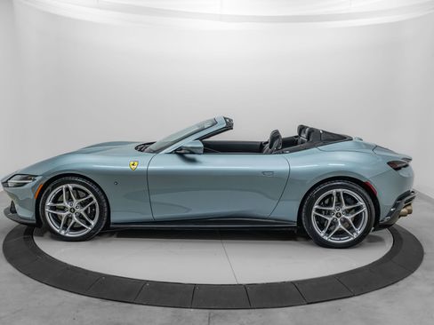 Certified 2024 Ferrari Roma Spider RWD image 3