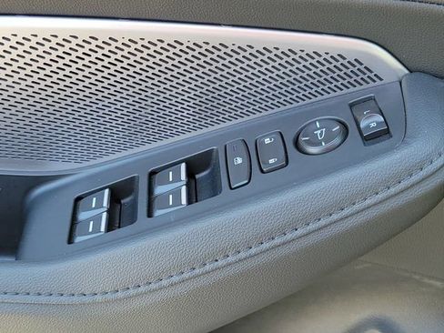 Used 2026 Acura MDX FWD image 16