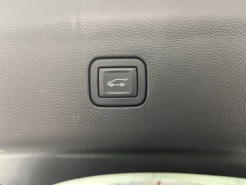 Certified 2023 Buick Enclave Essence w/ Experience Buick Package image 35