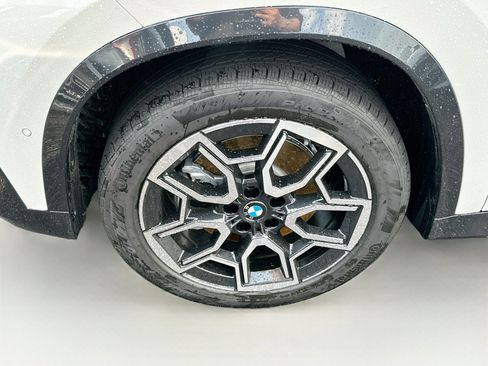 New 2027 BMW X1 xDrive28i w/ Convenience Package AWD/4WD image 24