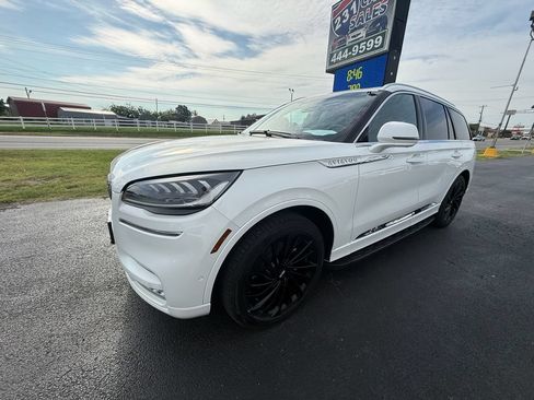 Used 2021 Lincoln Aviator Reserve w/ Equipment Group 208A AWD/4WD image 8