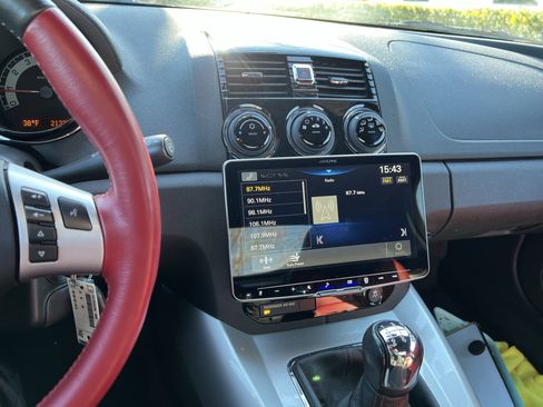 Used 2008 Saturn Sky Red Line image 18